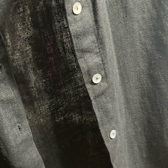 SOLD⭐️Comfy 100% Linen Black Short Sleeve Shirt Sz-Medium - Picture 5 of 9